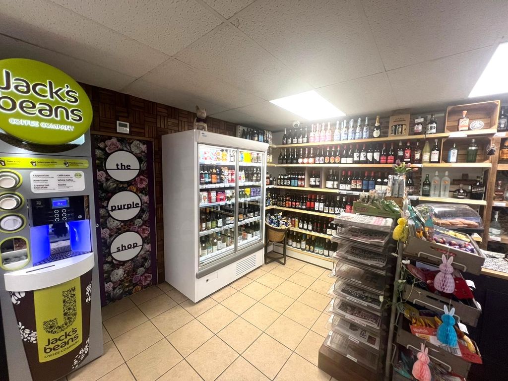 Property photo 3 of 13