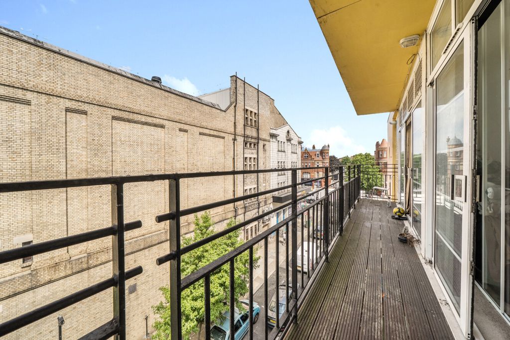 Property photo 3 of 9 1-6A54Aa4Fa4Cb0-1...