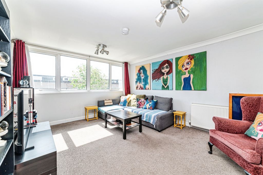 Property photo 3 of 15