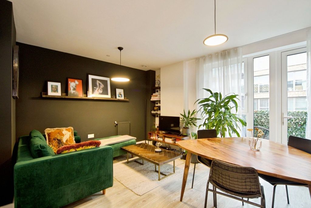 Property photo 1 of 20 Pbox-Img.Jpg