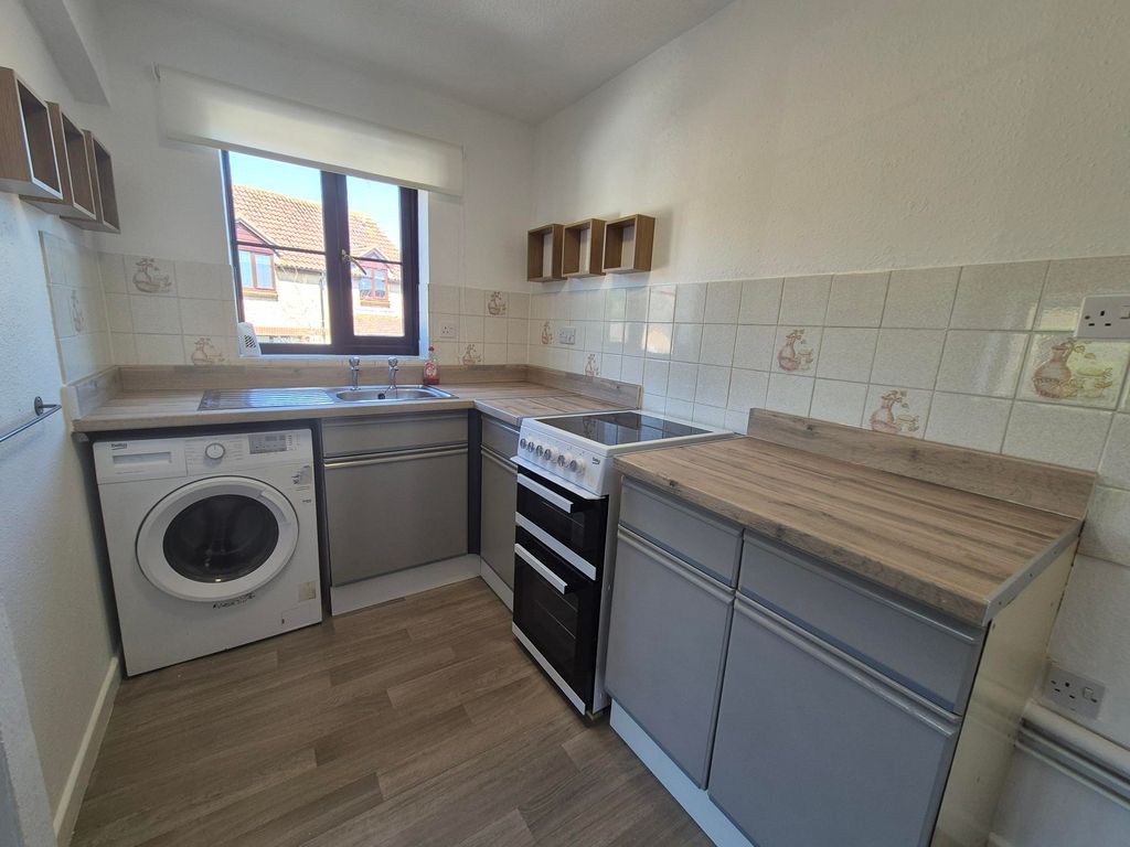 Property photo 2 of 7 1000008397