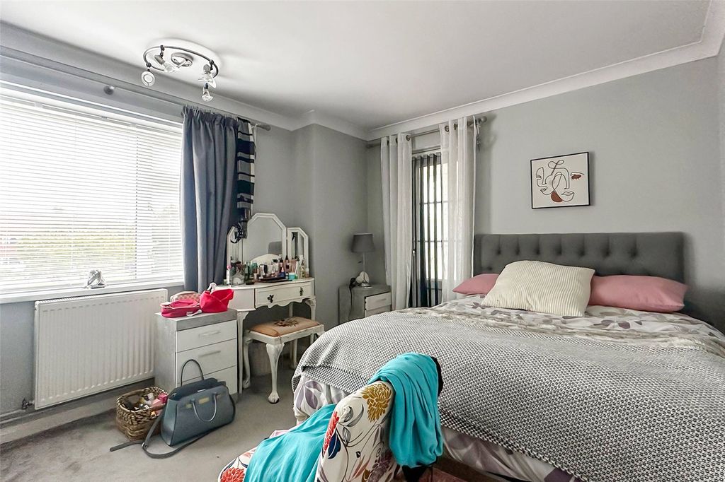 Property photo 3 of 16 Picture No. 03