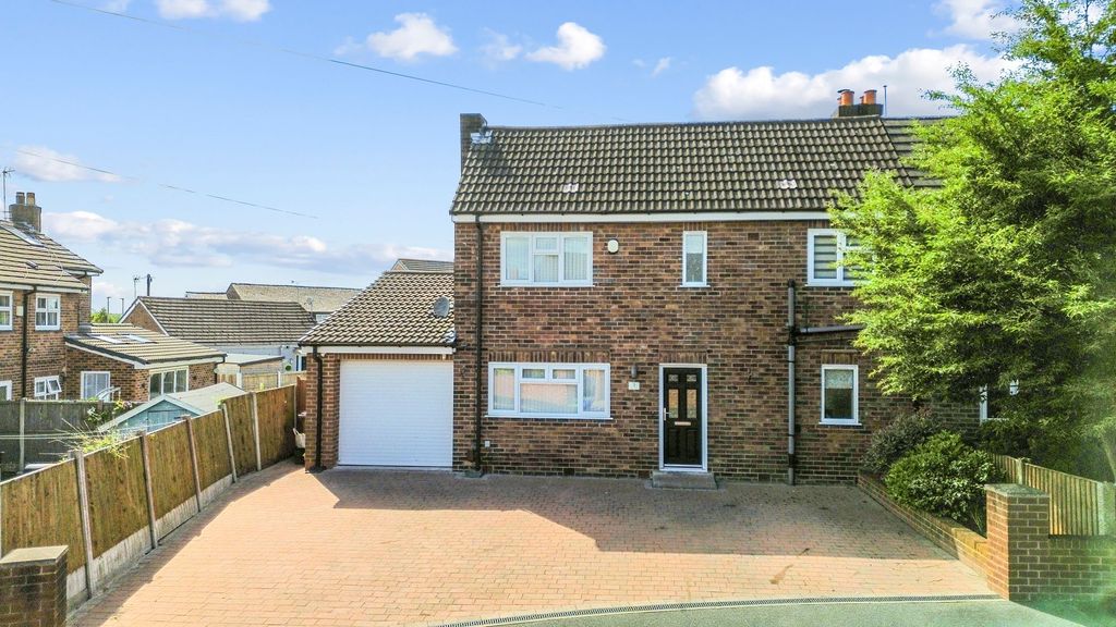 Property photo 1 of 54