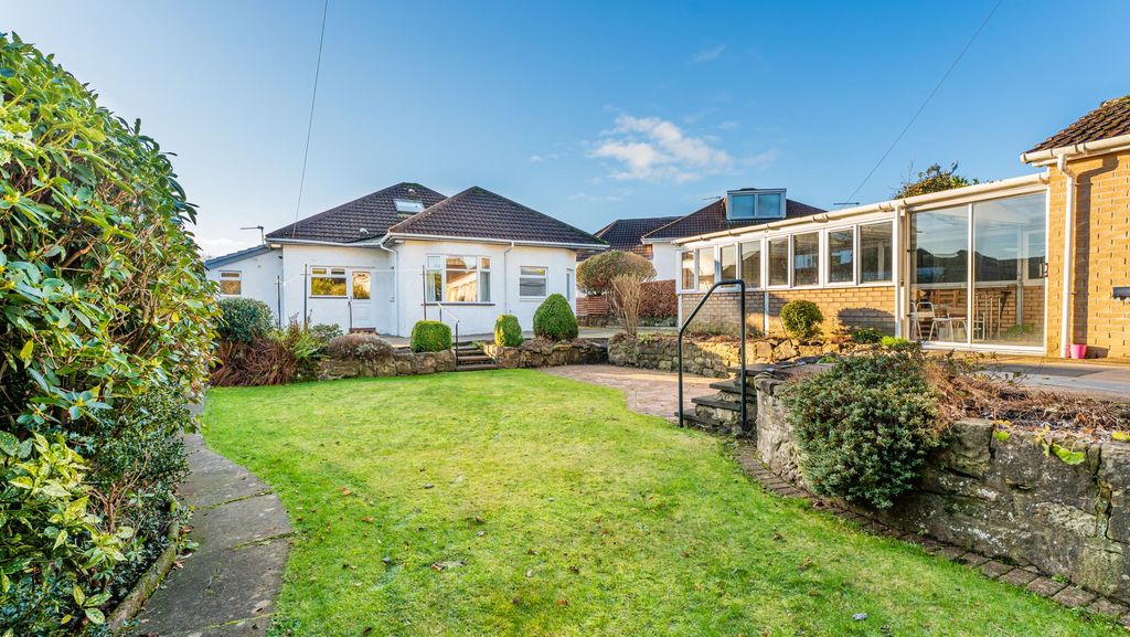 Property photo 2 of 28