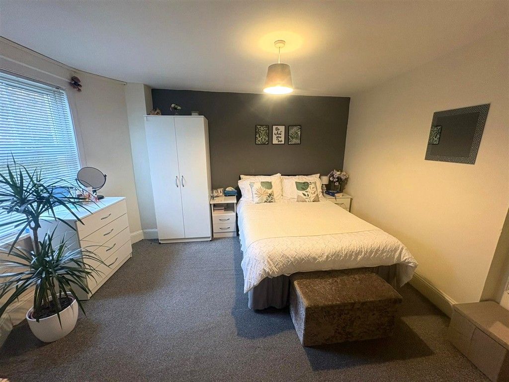 Property photo 3 of 8 Bedroom 1