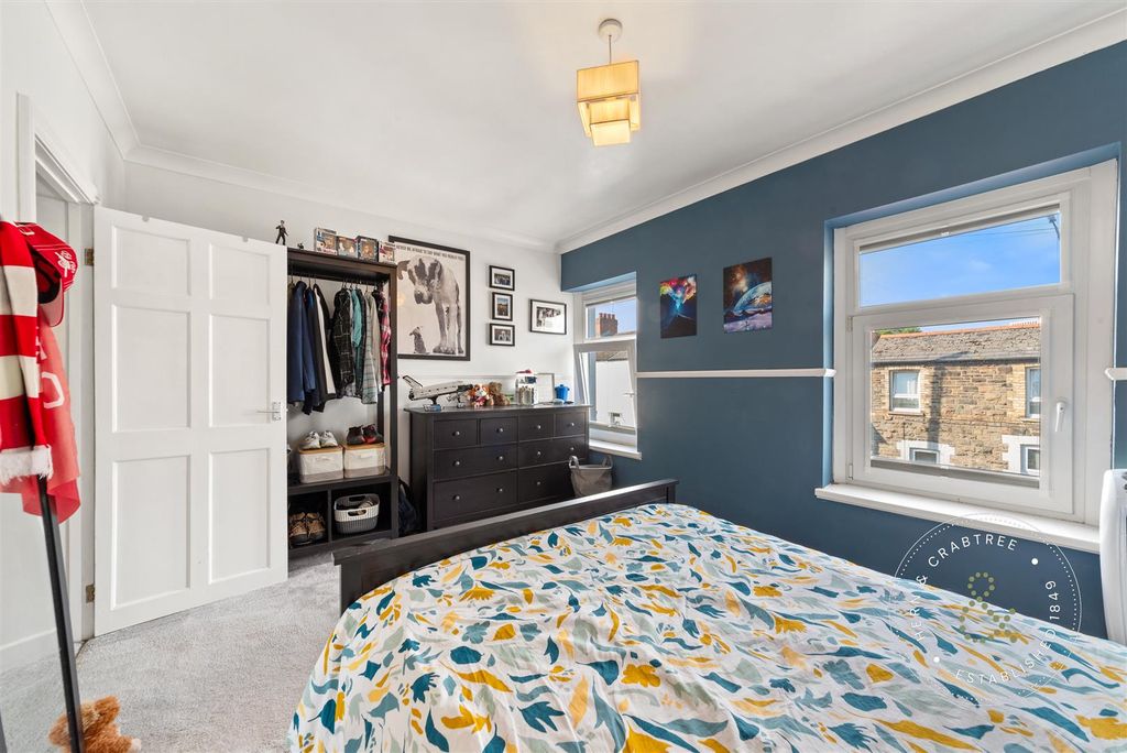 Property photo 3 of 34 Orbit-Street-03.Jpg
