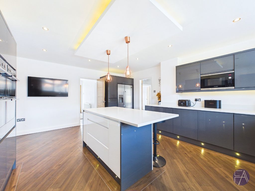 Property photo 2 of 22 5048534