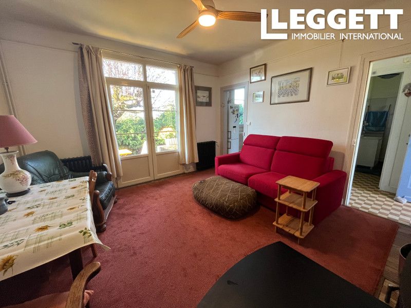 Property photo 3 of 10