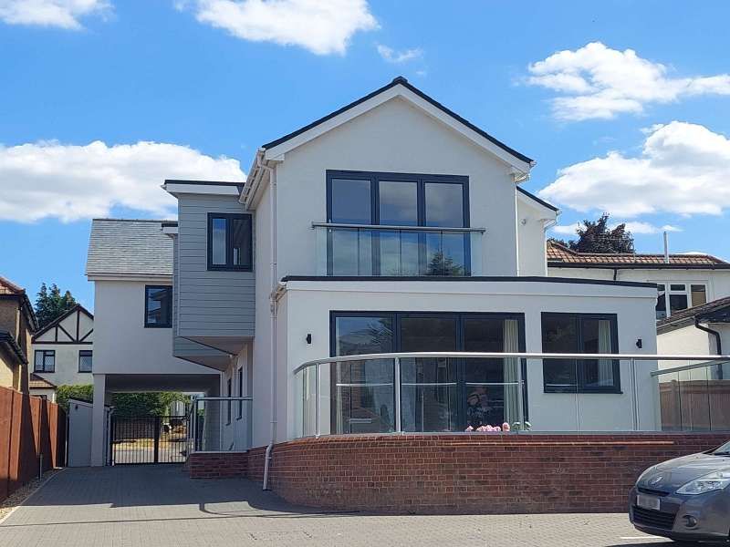 Property photo 1 of 7
