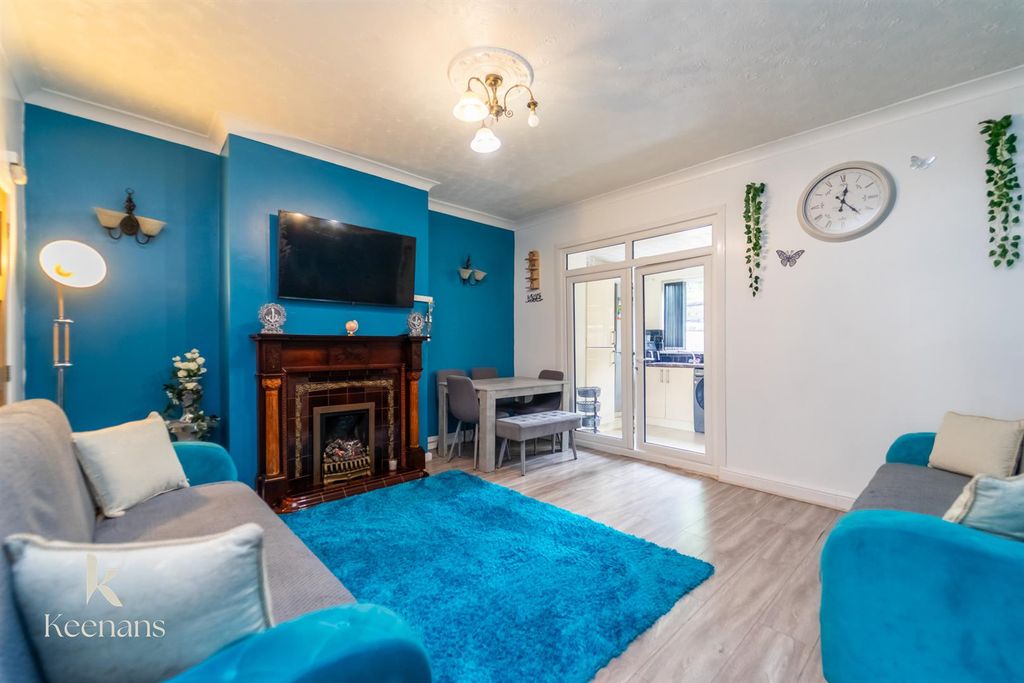 Property photo 2 of 24 Lonsdale-1.Jpg