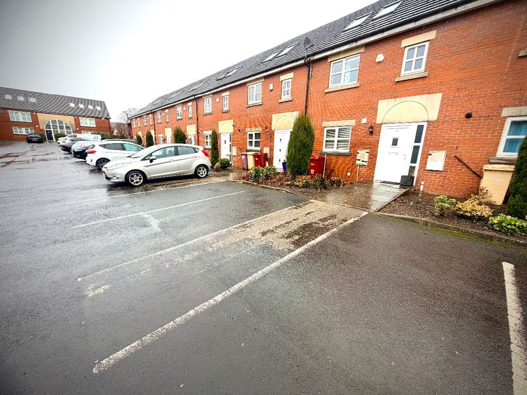 Property photo 2 of 15