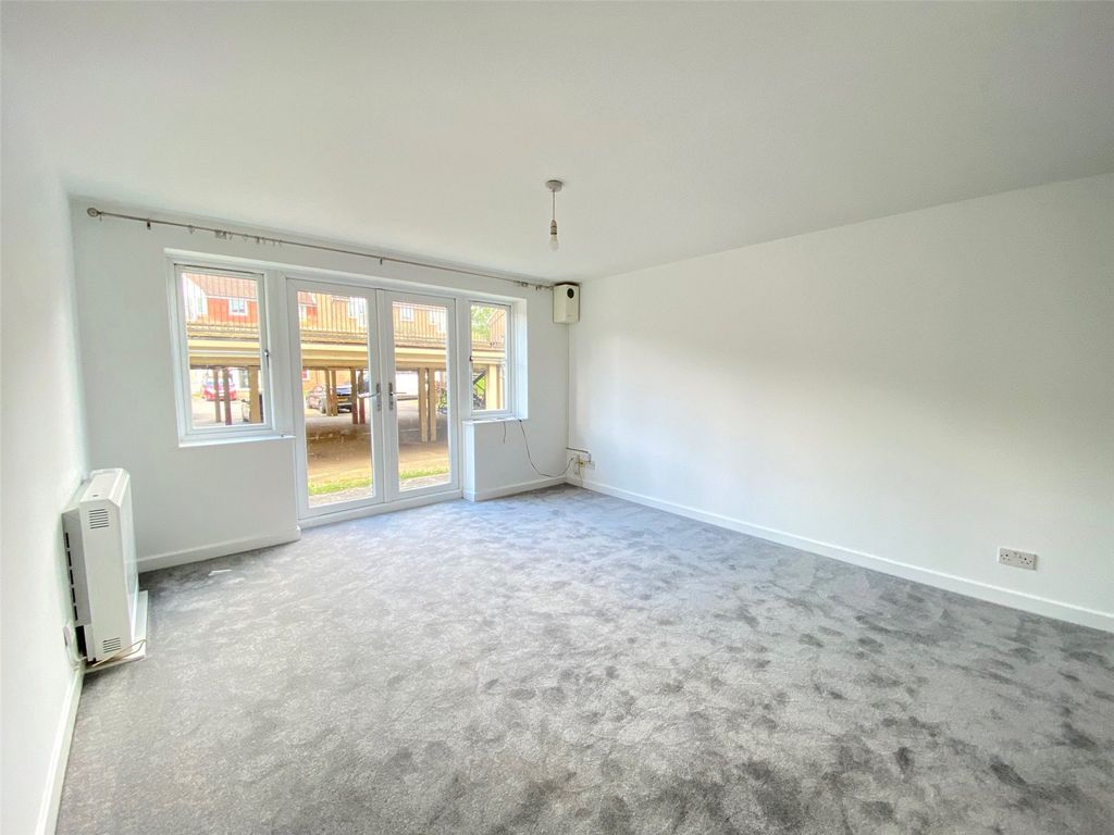 Property photo 3 of 9 Living Room