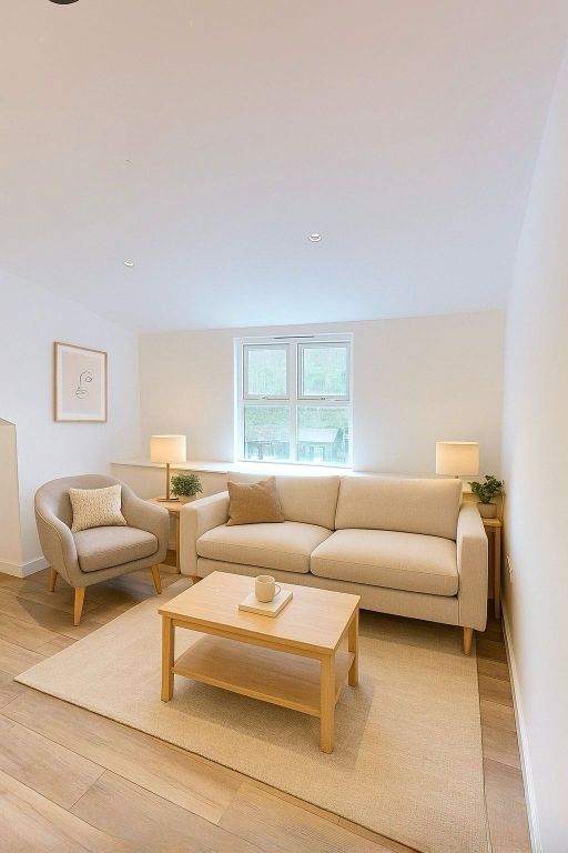 Property photo 3 of 4 3 - Picture No. 18