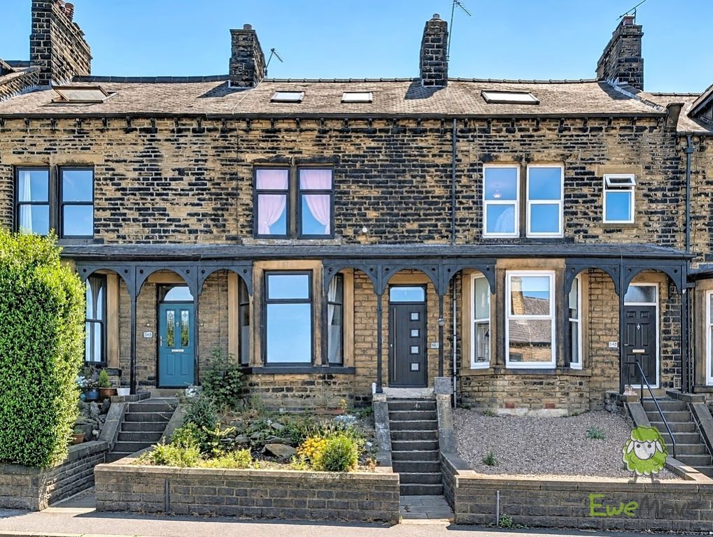 Property photo 1 of 12 Front