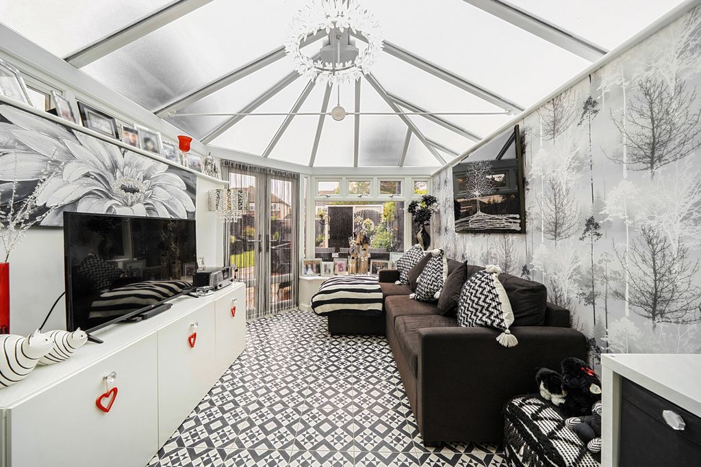Property photo 3 of 20 1473284-6-6A2Adf6...