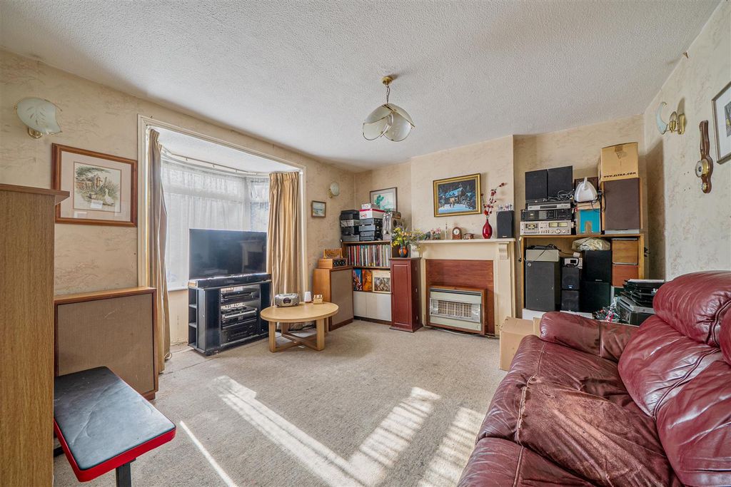 Property photo 3 of 19 1-4609~1.Jpg