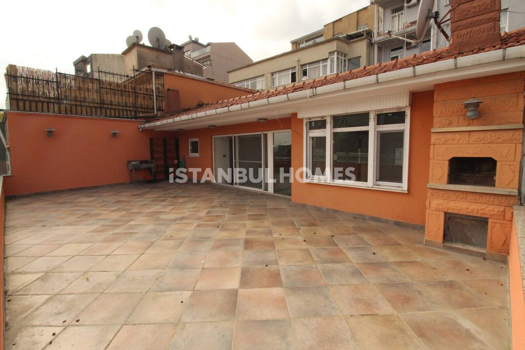 Property photo 3 of 25