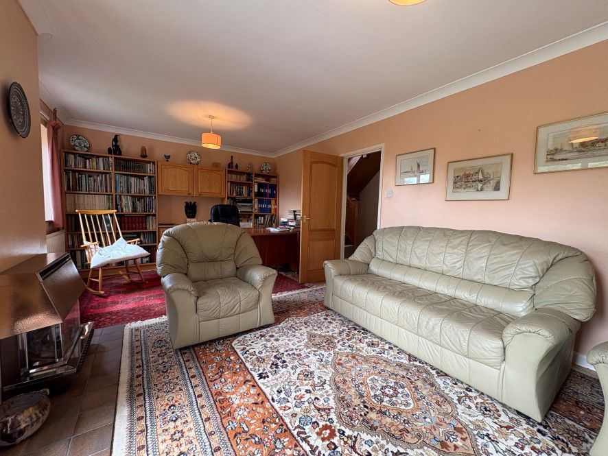Property photo 2 of 21