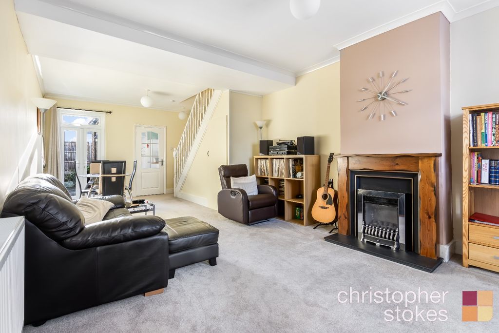 Property photo 2 of 13 3858935
