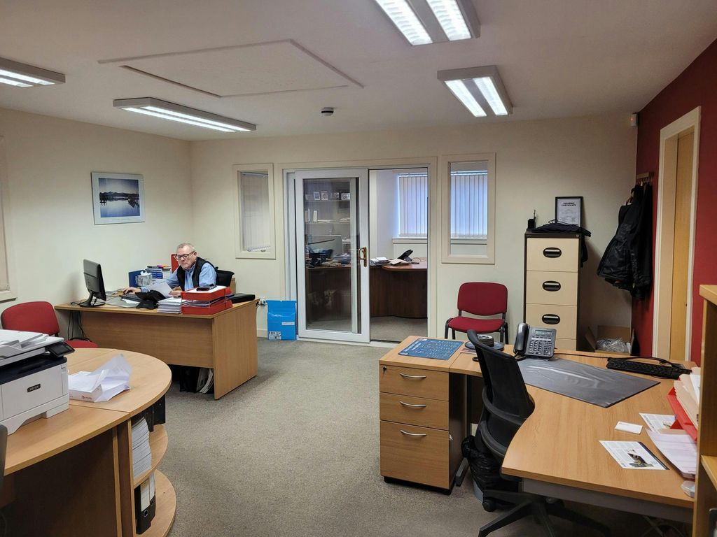 Property photo 3 of 17 Image 3