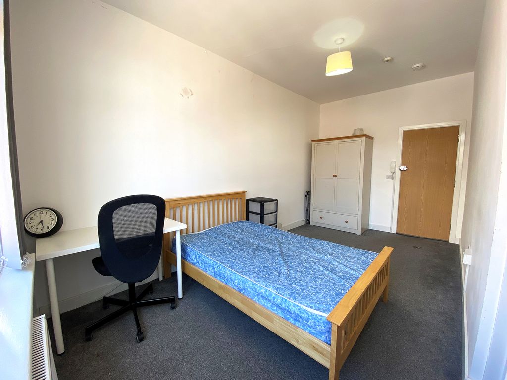 Property photo 2 of 4