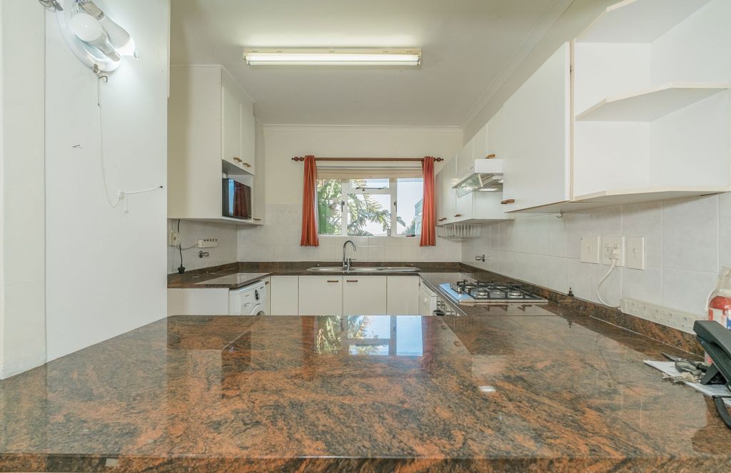Property photo 3 of 21 Fh1742878