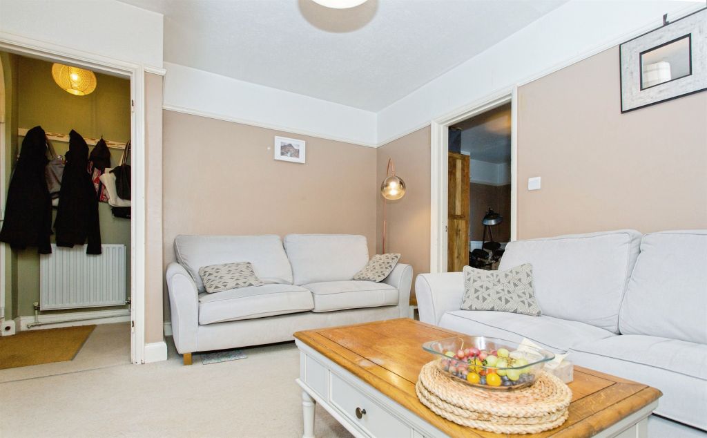Property photo 3 of 25