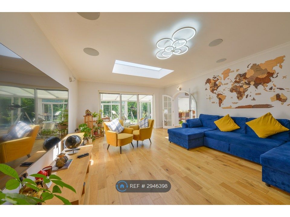 Property photo 1 of 24