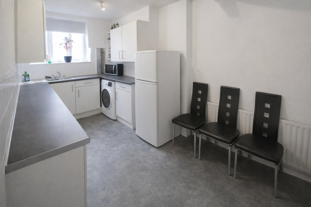 Property photo 2 of 6 Photo 1