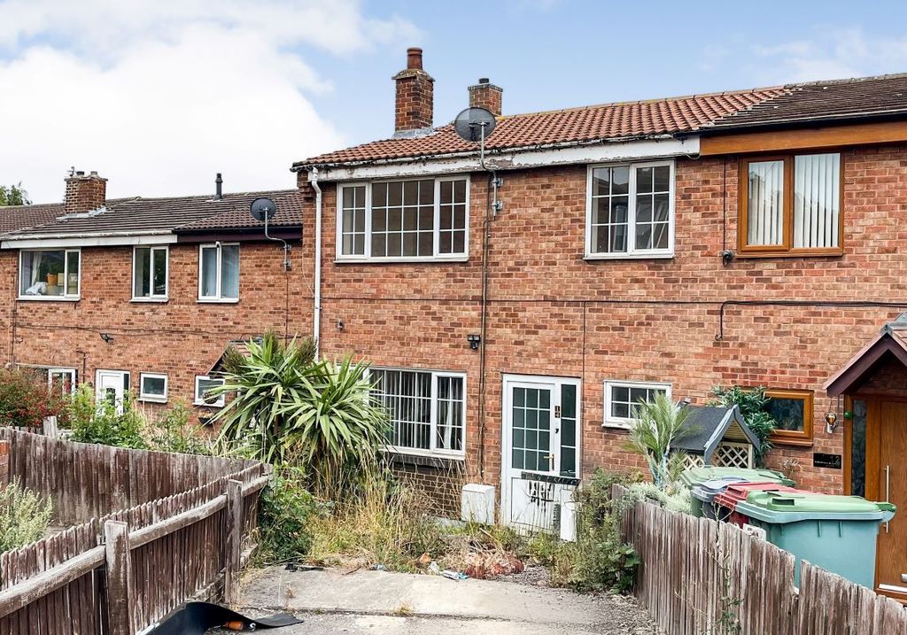 Property photo 1 of 16