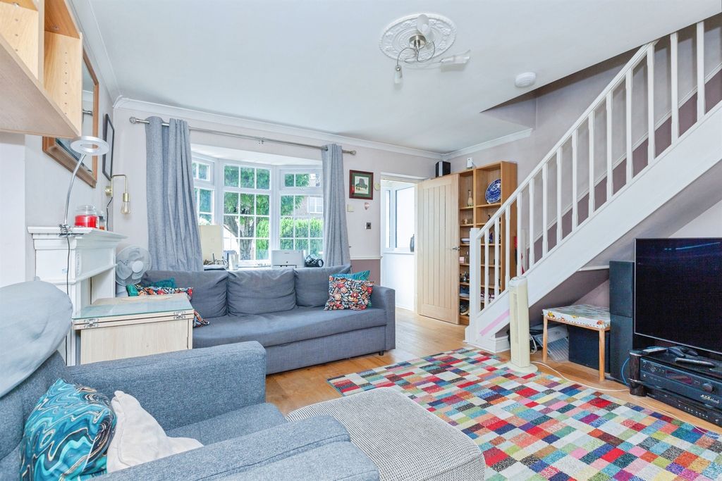 Property photo 2 of 14