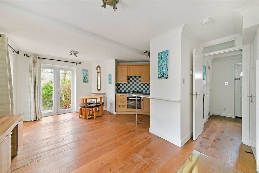 Property photo 1 of 9 Picture No. 04