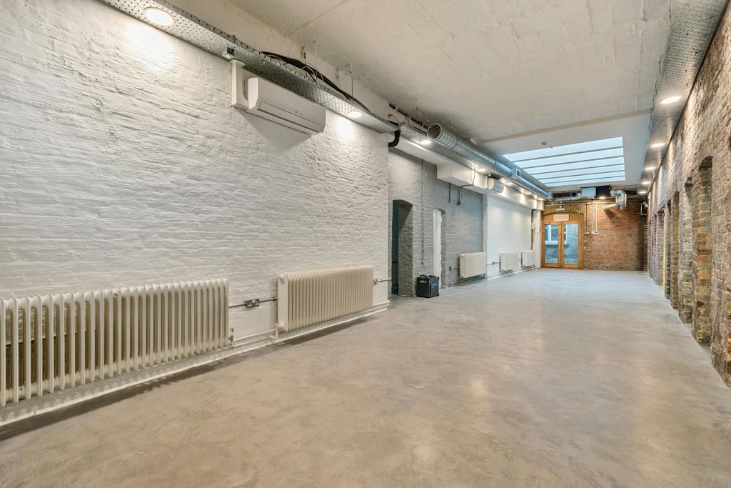Property photo 3 of 36 1249923 14.Jpg