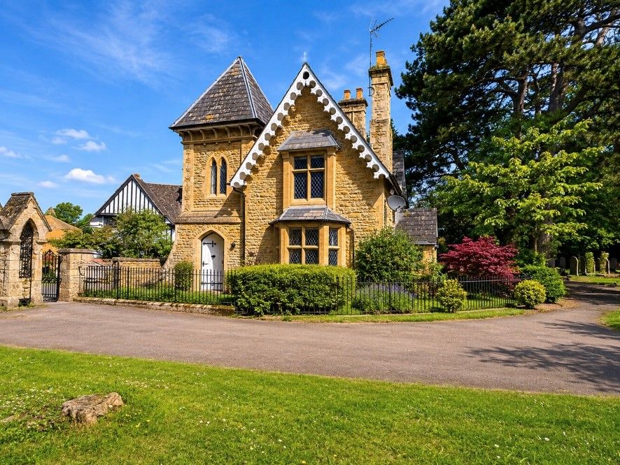 Property photo 1 of 22