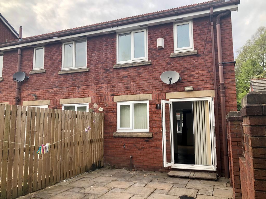 Property photo 2 of 10