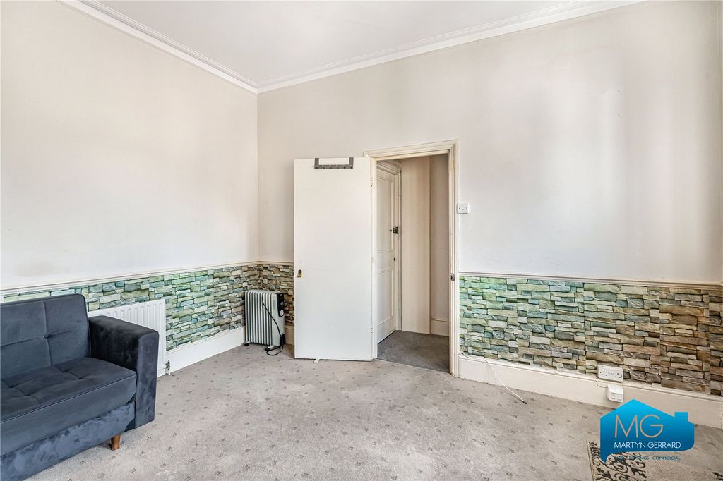 Property photo 2 of 11 Picture No. 04