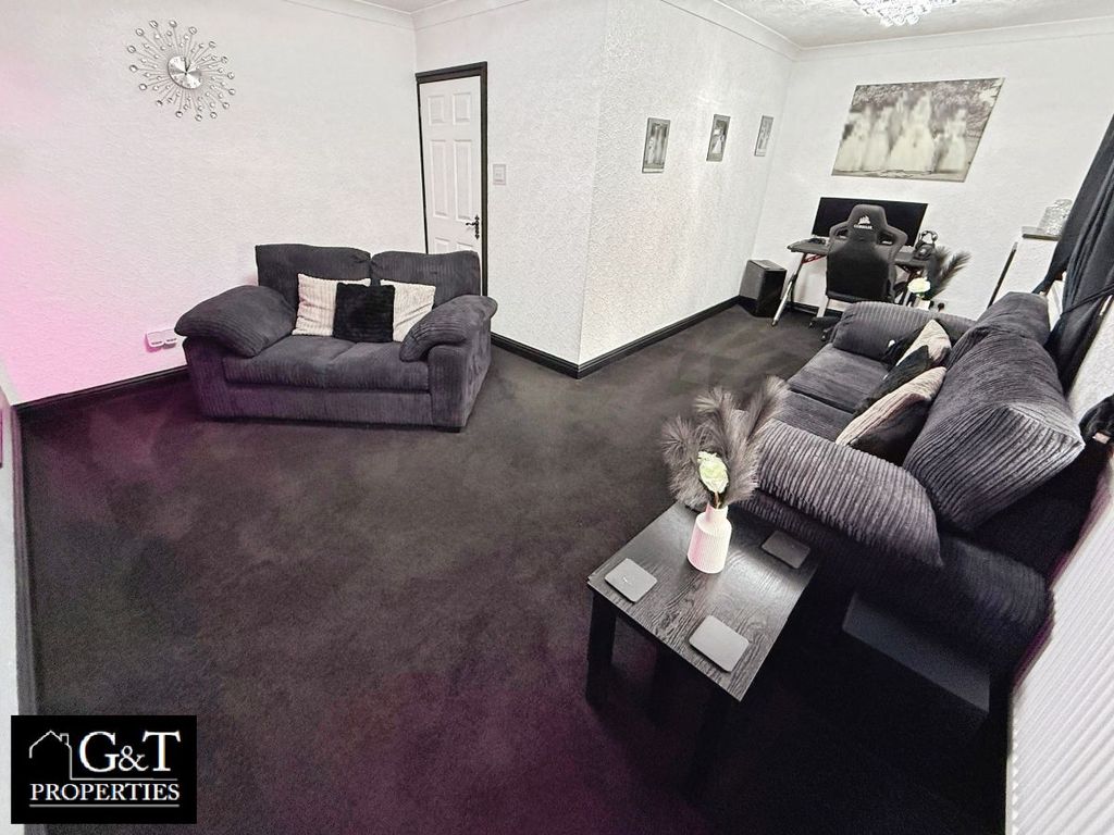 Property photo 3 of 24