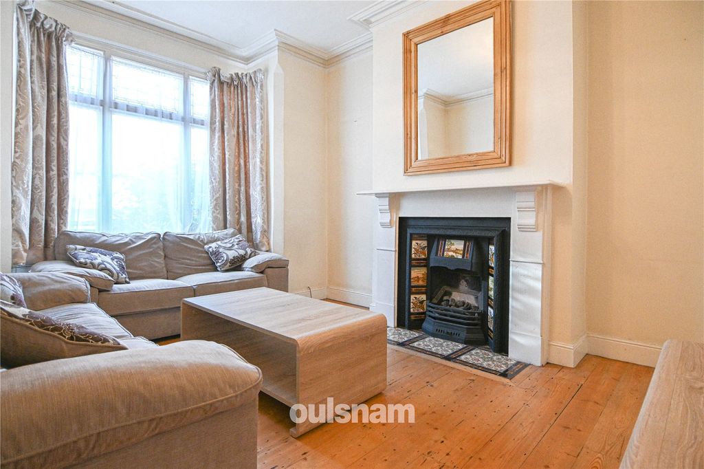 Property photo 2 of 21 Picture No. 15