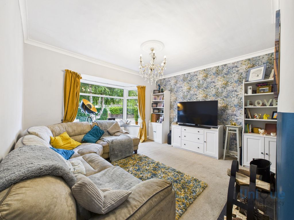 Property photo 2 of 34