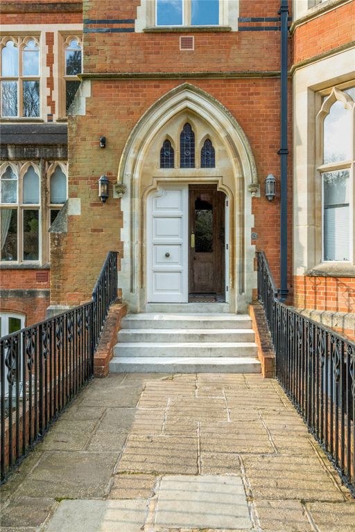 Additional image 16 of 3 bed flat for saleWolfs Row, Oxted, Surrey RH8