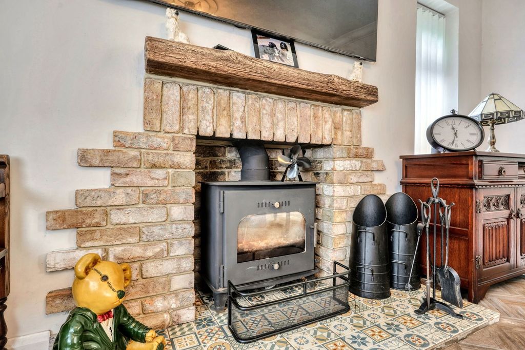 Property photo 3 of 29