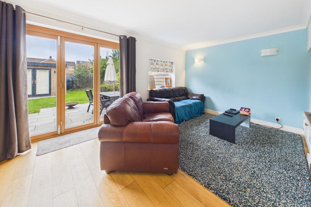 Property photo 2 of 15