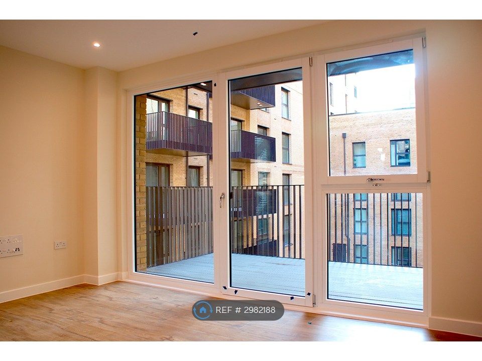 Property photo 1 of 17 South Facing Balcony