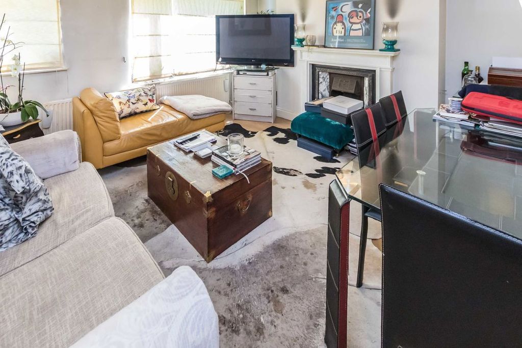 Property photo 2 of 4