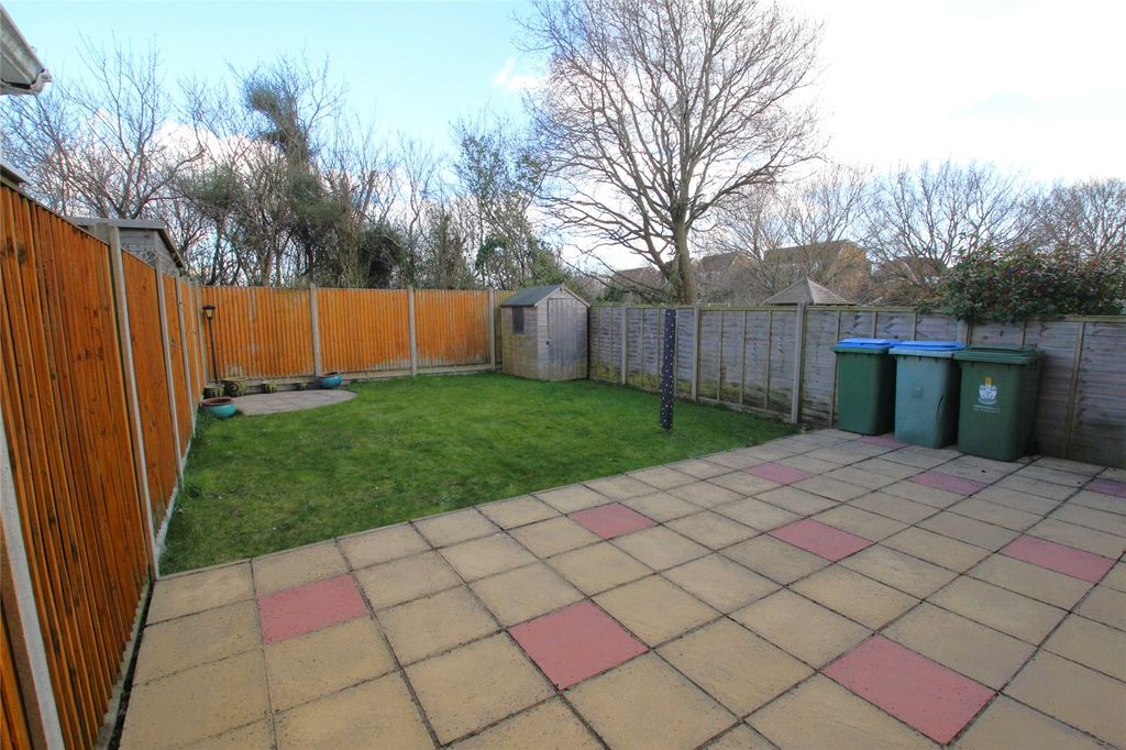Property photo 3 of 15 Picture No. 12
