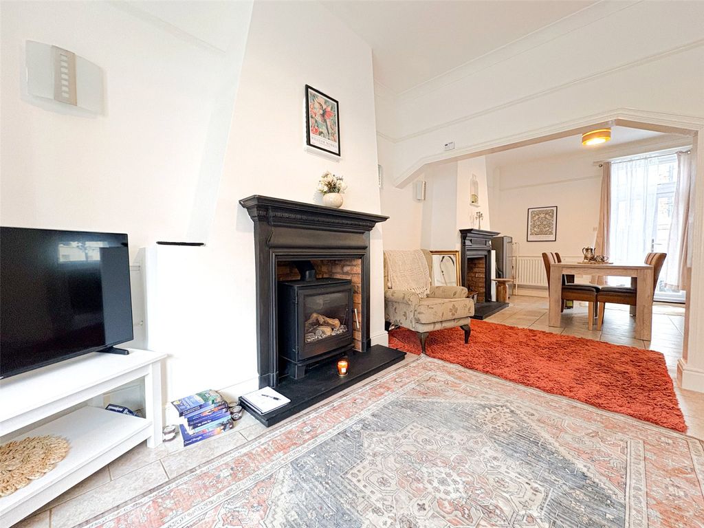 Property photo 3 of 14 Picture No. 16