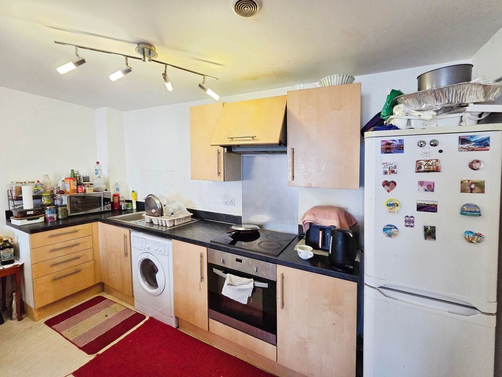 Property photo 3 of 7 Pbox-Img.Jpg