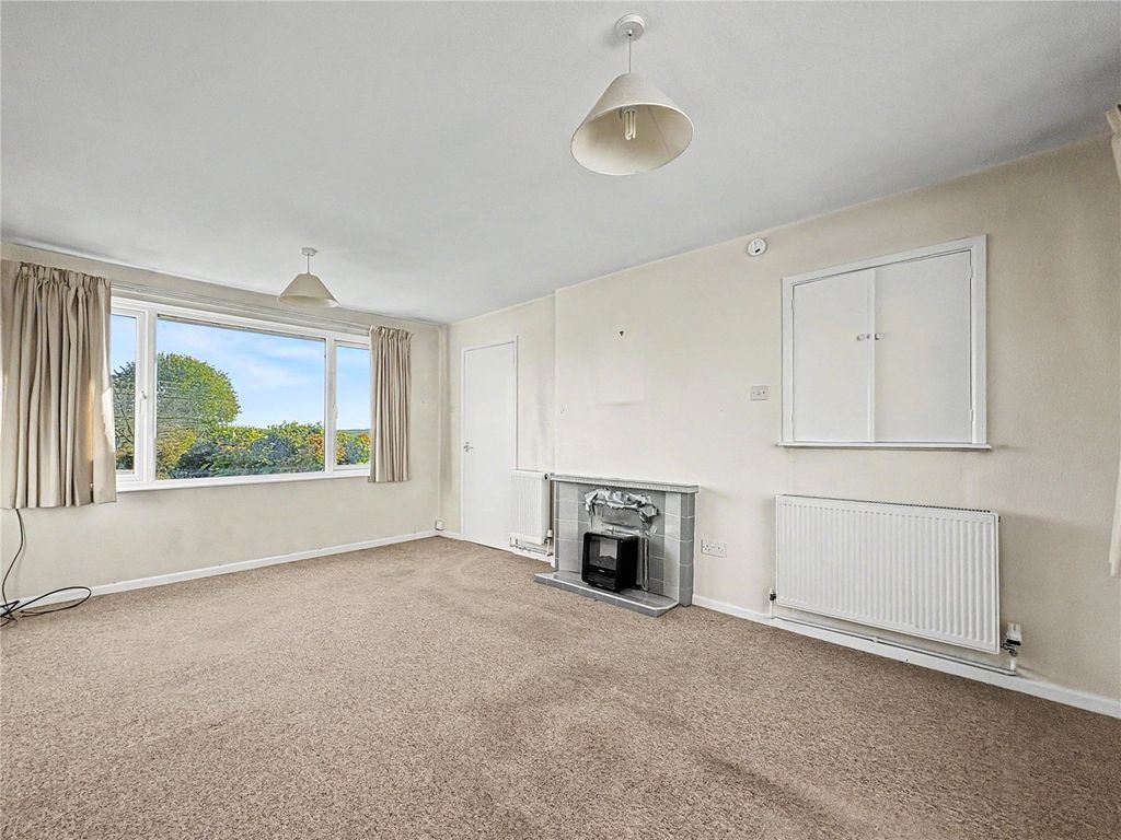 Property photo 2 of 13 Sitting Room