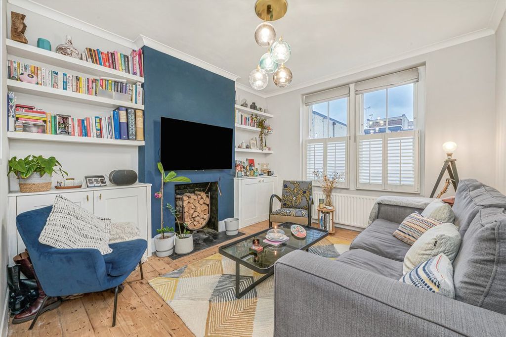 Property photo 1 of 9