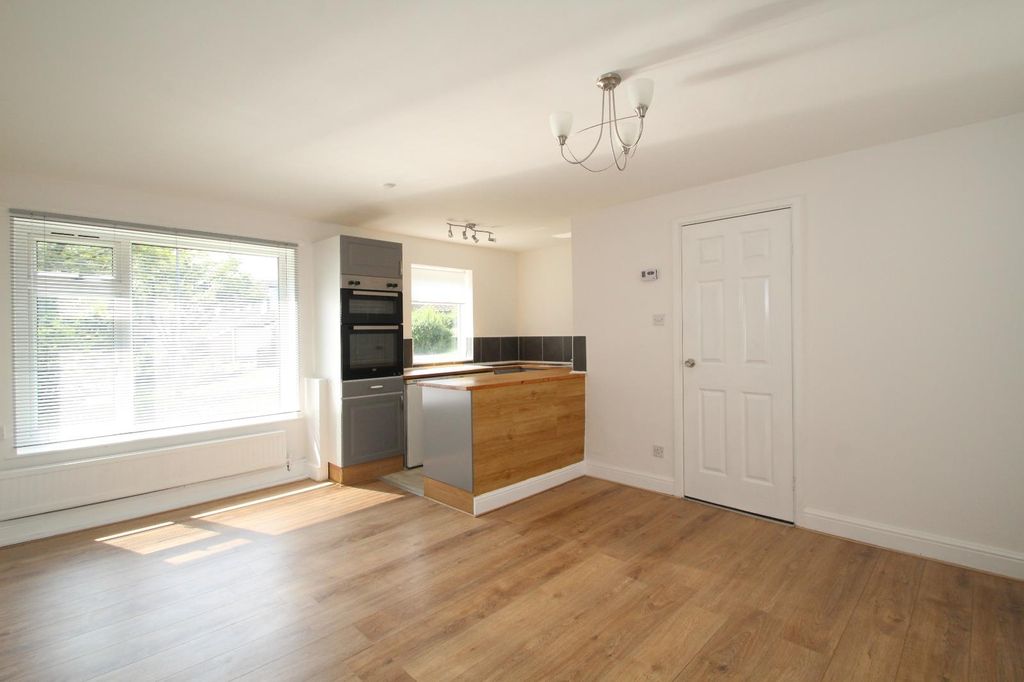 Property photo 2 of 15 0 General